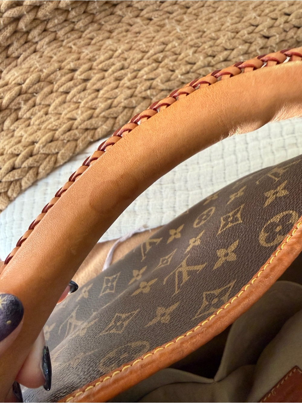 Louis Vuitton Brown Monogram Artsy MM  bag - Picture 10 of 14